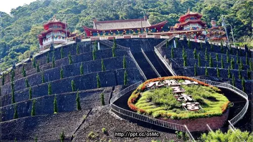 【宜蘭/礁溪】香火鼎盛～古色古香的坊中國建築，彷彿讓人穿越了時空♪♪九龍山玉清宮♪♪