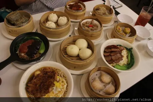 【新北。新莊區】輔大捷運站旁的風華港式茶餐廳好好味阿!!