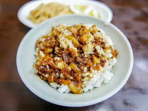 【虎亂吃一通】【新北市-汐止美食】阿亮水餃+胖老爹雞排