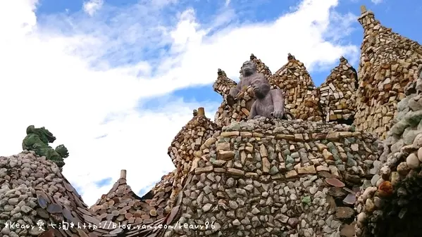 ★高雄田寮★報恩蓋【石頭廟】宛如海洋神宮。