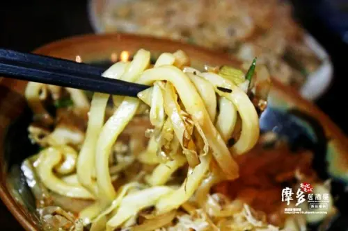 【美食-新莊區】新莊摩多居酒屋，主廚有演過艋舺電影欸！