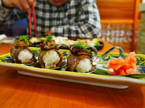 【Angelas日嚐】秋意蔓延，一起享用燦爛奔放的日式和食吧!!!【捷運大坪林站超人氣美食】