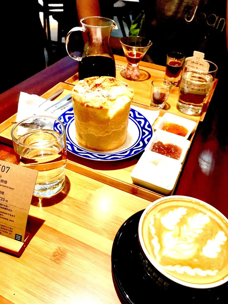 [大安] UCC 咖啡愛好者星球 二訪 戚風蛋糕