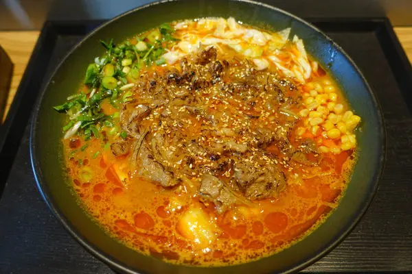 二訪妙計三寶超濃蕃茄牛肉拉麵 - 黃金蒜味肥牛麵