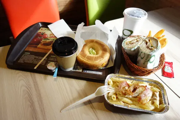 Quiznos市府店熱烤潛艇堡 捷運市府站推薦輕食咖啡館，推薦包場餐廳，選擇多元、附餐飲料可續杯、暖胃又暖心