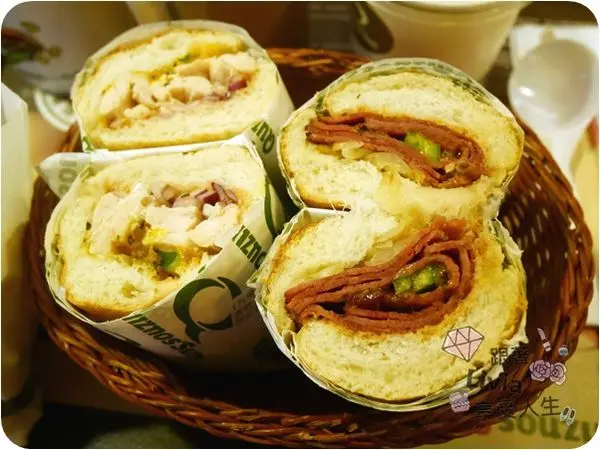 美食。餐廳│ 台北信義區 市政府捷運站 Quiznos 酷食熱 (市府店)  有溫度的潛艇堡 新品泰甜辣嫩雞潛艇堡 甜辣好滋味 ❤跟著Livia享受人生❤