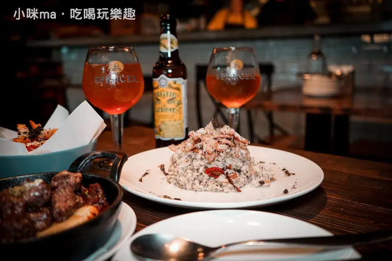 Wating Bistro ▏牛肋小山丘嫩Q口感 越嚼越帶勁。搭配精選紅白酒、各國精釀啤酒 放鬆聚會的好地方。東區餐酒館 / 約會餐廳推薦。捷運忠孝復興站