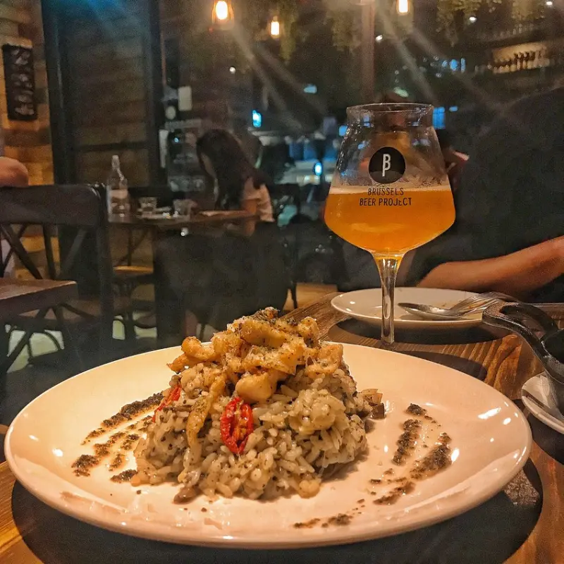 忠孝復興站 餐酒館 | Waiting Bistro一級戰區小酒館 多國精釀啤酒餐聽 推薦松露燉飯 西班牙人小點現做吉拿棒