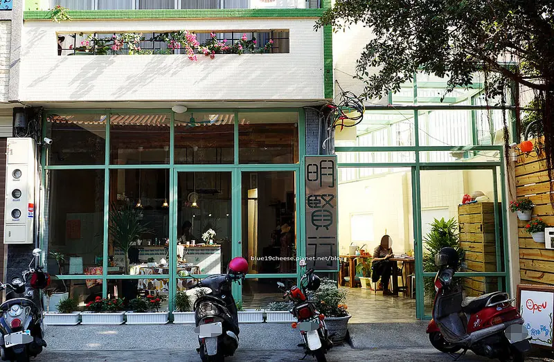 【台中北區】明賢行 - 熔接店老屋改造帶點復古雜貨風.週二隨性餐桌計畫.近太平國小和城隍廟