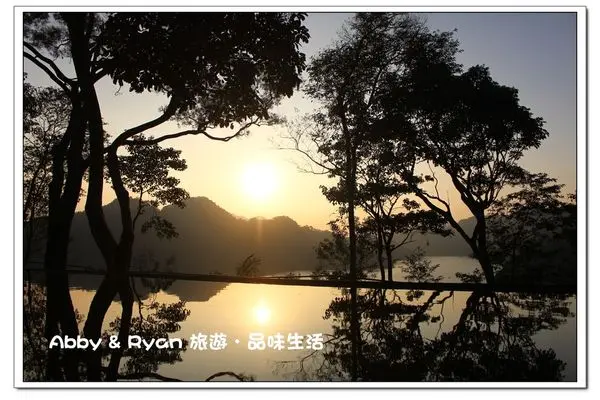 【桃園景點．大溪】水漾石門咖啡景觀餐廳/露營區～180度湖景新視野．這樣的夕陽美景也太美了吧！桃園一日遊/大溪一日遊/石門水庫景觀餐廳/寵物友善餐廳/親子餐廳〈附菜單/MENU〉