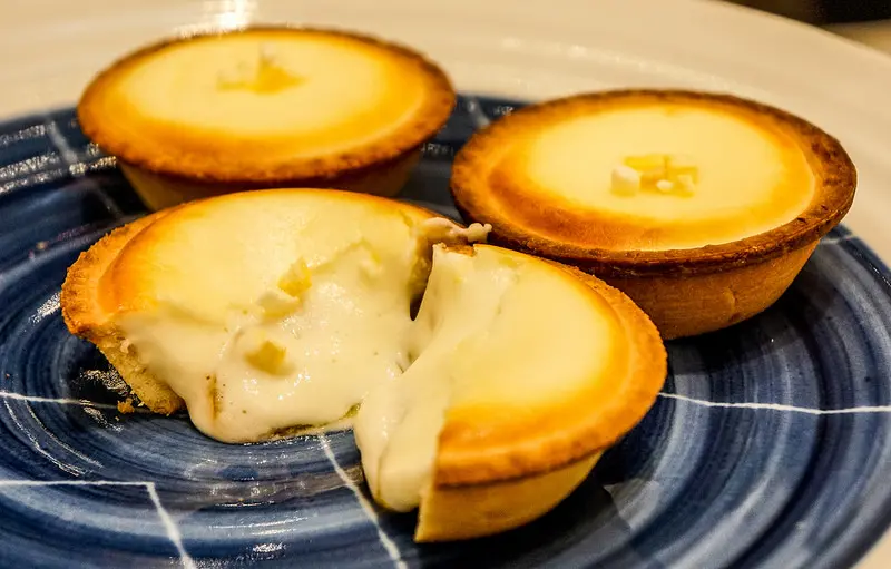 每天只有300個,超美味限定版愛文芒果口味安普蕾修起士塔, 統一時代廣場甜點好選擇!!