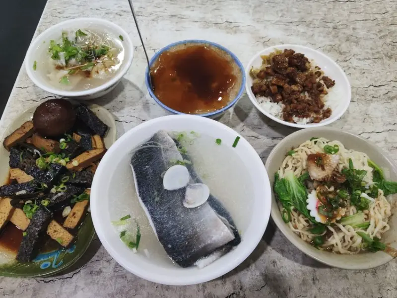 古都碗粿-台南/東門路美味小吃.有夠超值魚皮湯 - 潔絲蜜愛生活