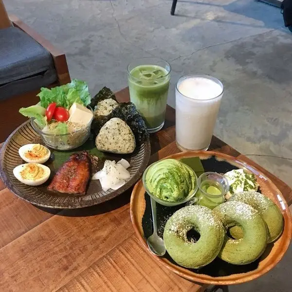 食記 台北咖啡廳 / 美食 Imperfect coffee & matcha 不限時 濃濃抹茶甜甜圈舒適寬敞咖啡廳  ♡愛亂吃女孩日記♡