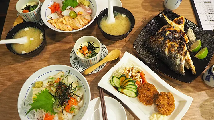 畔の食堂 捷運小巨蛋美食 高CP值日本料理 海鮮丼飯  生魚片 超值雙人套餐隆重推出  松山區平價美食 上班族必吃日本料理