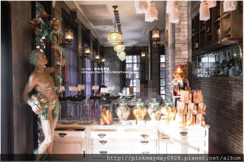 ✿高雄✿ 歐式洋樓風格 就像公主一樣在城堡裡喝下午茶 店內餐點全是自家自製 洋樓樓上還提供民宿噢 ➜ 寶德里洋樓