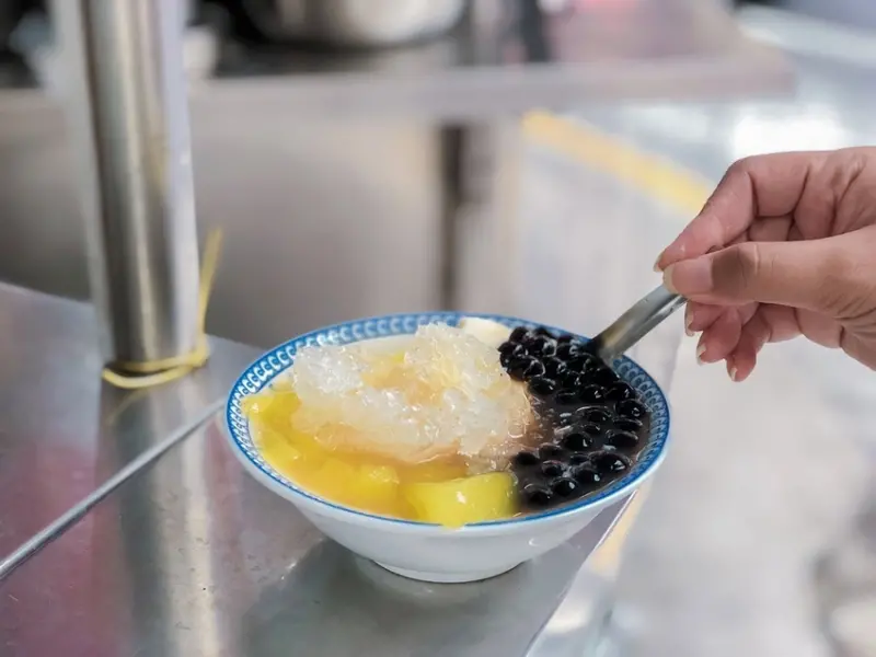 【三重美食】三重稅捐處豆花：今年夏天最想念的清涼檸檬冰，30年老店在地銅板美食。