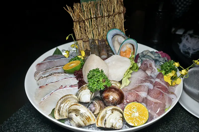 小巨蛋火鍋 健康路七號 健康且高檔的食材配上清爽湯頭的美味火鍋店