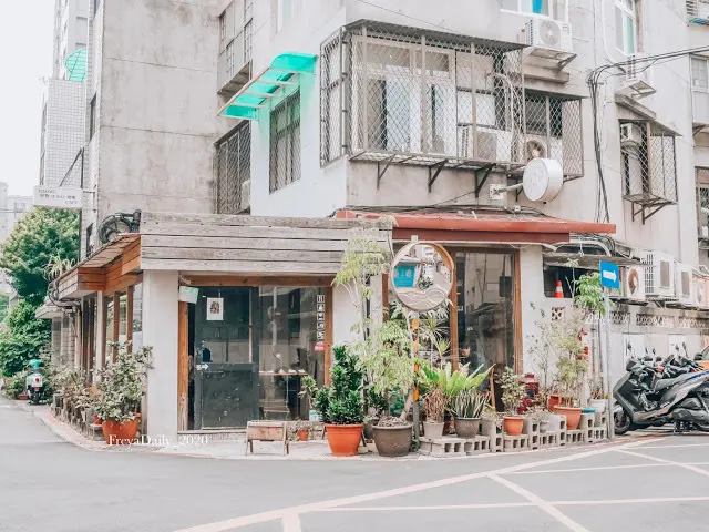 2020, Mar │好物Spirit咖啡│台北哪裡吃美食：台北大安區 台劇想見你拍攝場景 老屋不限時咖啡廳 好吃牛肉乾拌麵