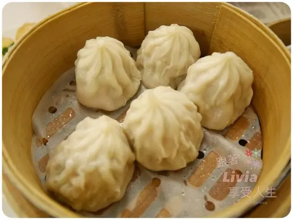 美食。餐廳│ 新北市三重區  三和國中捷運站 蒸豐吃處三重店 三重港式餐廳 數十種平價港式小點 ❤跟著Livia享受人生❤