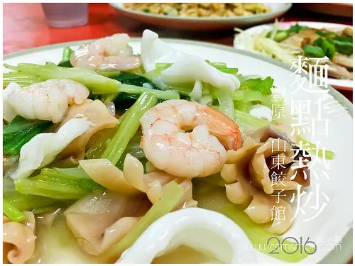 聽說水餃很讚這次沒吃到，但是牛肉麵的肉很有事!