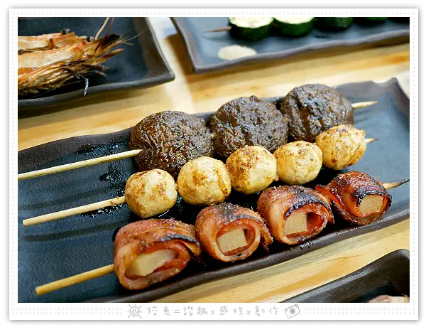 [台南食記] 獨領瘋燒~台南永康燒烤店推薦！平價純炭火串燒！鍋燒意麵也是強棒！歡迎內用小酌有冷氣！永康宵夜！