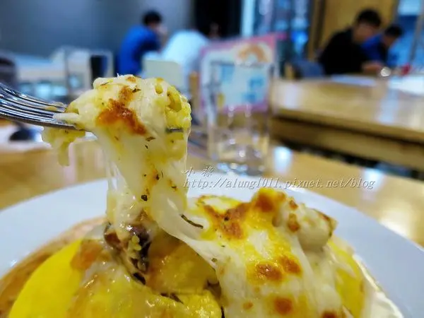 蛋包飯專賣..    日夕洋食屋        