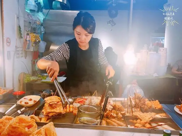 【士林．慈】來自高雄40年的專賣店▷高雄黑輪大王(士林基河店)