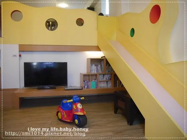 【花蓮住宿】吉安 幸福紀行館。很適合親子的溜滑梯民宿。民宿包棟。親子民宿