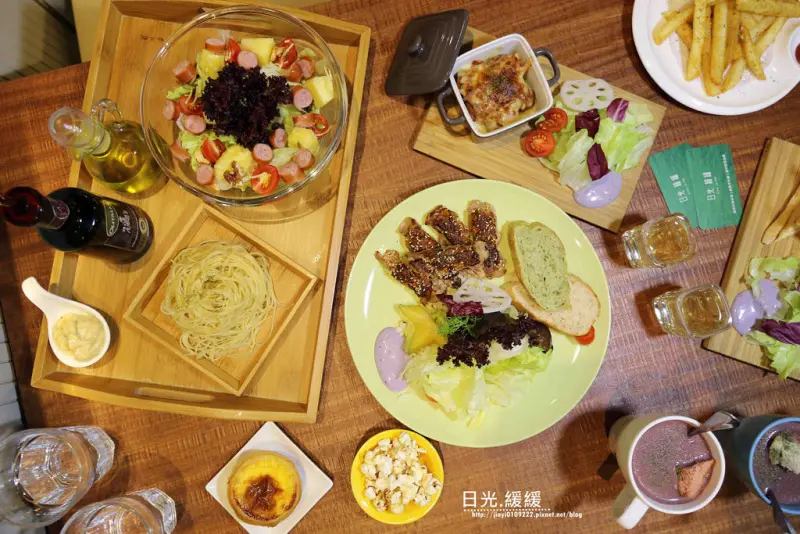 【台南.南區】日光.緩緩無毒早午餐。夏林店∣台南早午餐∣全新菜單∣高品質食材∣文藝典雅用餐空間∣每季更換菜單∣慶生餐廳