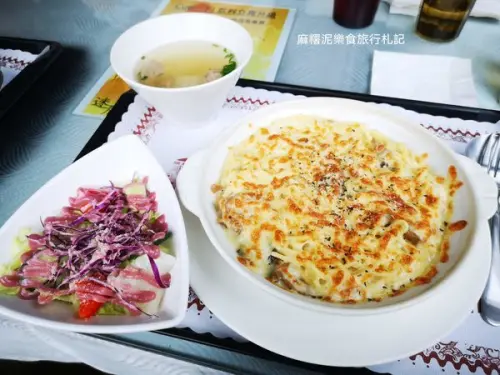 【嘉義 鹿草】嘉義平價美食『迷鹿時尚休閒餐飲』，火鍋、焗烤、拉麵、素食、義式、各種簡餐套餐