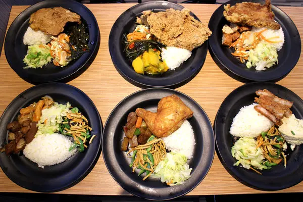 【新北市】份量夠味道讚林口人氣排隊便當店-蔡家排骨飯