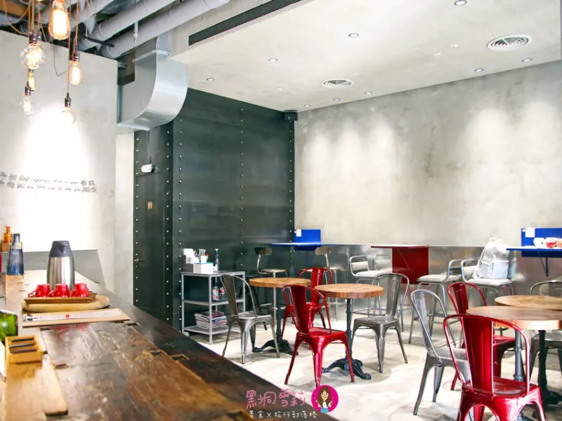 【食記】桃園／中壢「胖馬樂咖啡(Pan Mallette Coffee)」．不限時/wifi/插座〃近SOGO