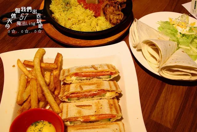 [台中♥西區]肚房DoFun-公正1号店。小巷內的隱藏版創意餐點