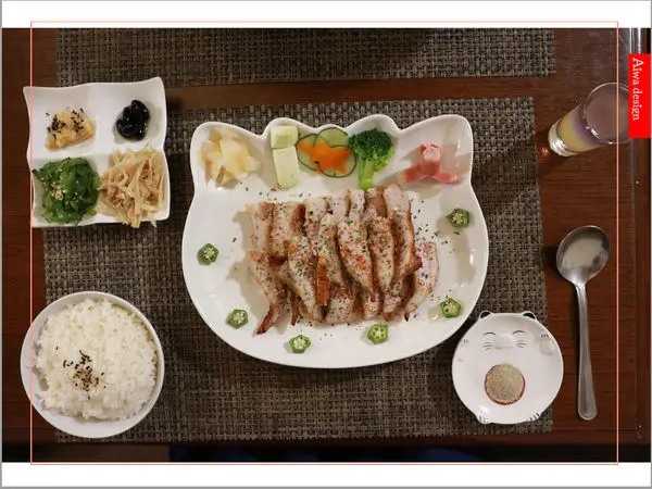 【新竹美食週記】貓町，洋食創意料理餐廳，CP值超高的套餐，可愛貓咪療癒系！貓奴必訪的主題餐廳！寵物友善餐廳