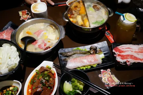 【桃園美食】火鍋推薦 還是飲料店!? 楊梅麻豆子健康湯鍋~一個人吃鴛鴦鍋 不稀奇 火鍋配珍珠奶茶夠炫~