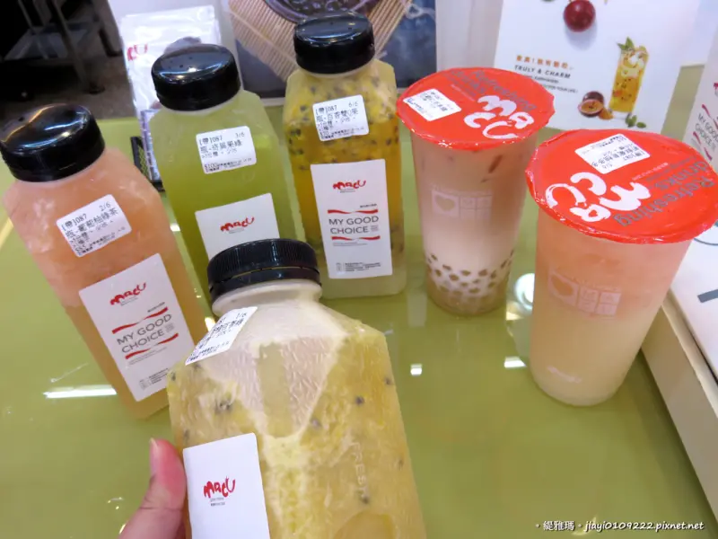 【台南.東區】麻古茶坊。台南崇德店：新鮮天然水果茶飲，絕得喝得到果粒！