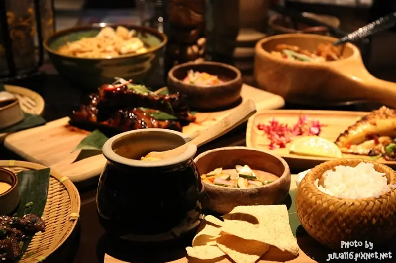 【Asia 49亞洲料理及酒廊】板橋區。Mega 50新北第一高樓景觀餐廳！高空酒吧x空中花園x平價五星．慶祝聖誕節餐廳推薦♥