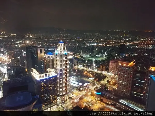 新北板橋【1/3新菜上桌】Asia 49亞洲料理及酒廊-玫瑰火焰烤全雞-華麗登場