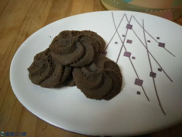 【初體驗】國王你好_國王的手工曲奇@國王曲奇小單盒之濃黑巧克力 無法忘懷的濃醇香