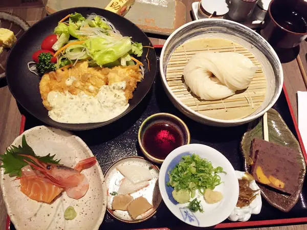 （FoOd新北市新莊)♥來自日本秋田的皇室御用美味烏龍麵稻庭養助．稻庭饂飩專門