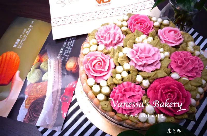 『魔王食記X宅配』五月裡的夢幻蛋糕 Vanessas Bakery 凡內莎烘焙工作室 栗子桂花抹茶慕斯蛋糕 母親節送給媽媽 美麗好吃好窩心/母親節/生日蛋糕『文末有詳細店家資訊』