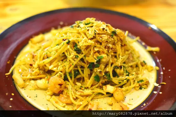 西門 x RKZ Cafe｜西門巷弄隱藏版料理，義大利麵、燉飯都好吃！