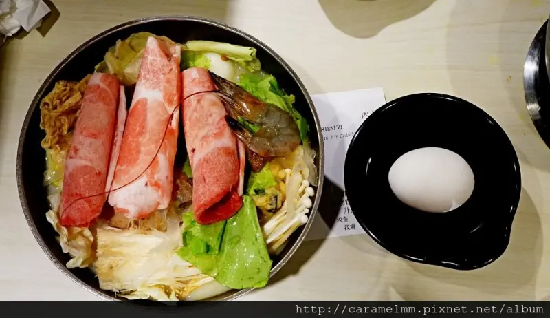 【苗栗頭份】六扇門時尚湯鍋 頭份建國店 平價百元鍋物 小火鍋 白飯冰淇淋飲料吃到飽 近建國國中