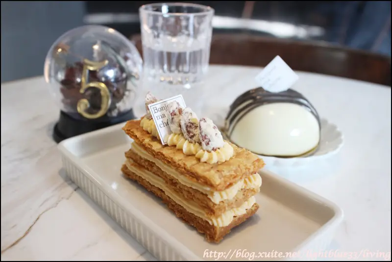 [ 忠孝復興站美食 ] 淺藍 × 114 x Bonjour ma chérie～東區巷弄安靜咖啡廳加甜點店的組合