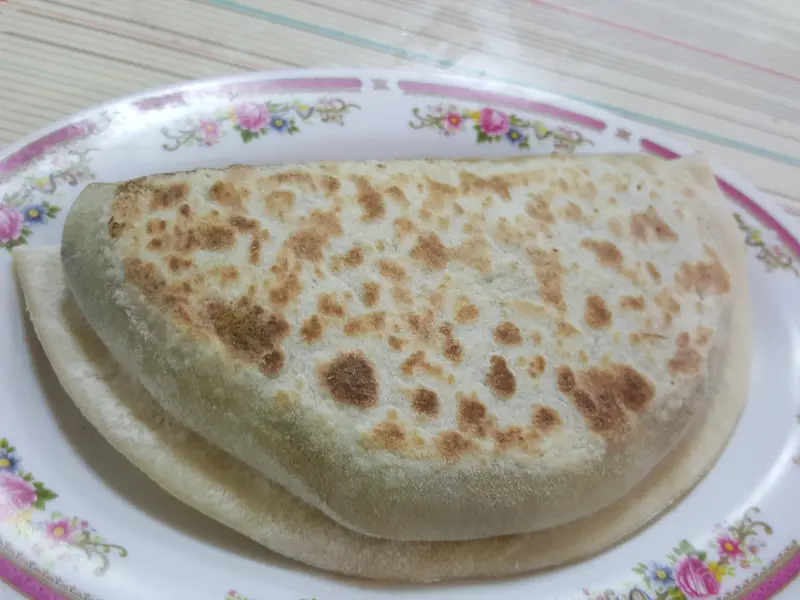 【食-新竹】逄家包子燒餅★自製手工☆乾烙韭菜盒★豆漿♡米漿