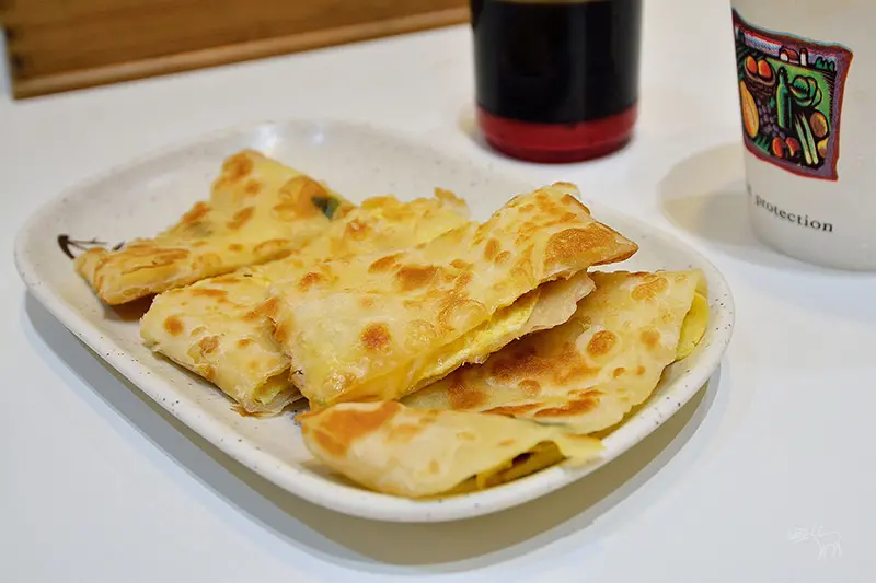 味鼎蛋餅:酥脆牽絲起士蛋餅