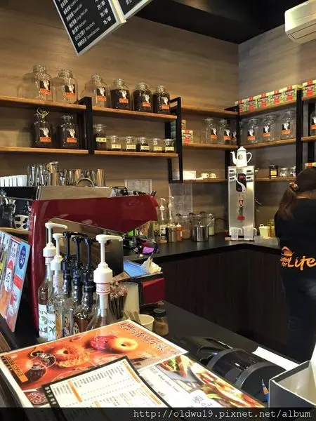 LOUISA COFFEE 路易‧莎 (新竹竹科店)