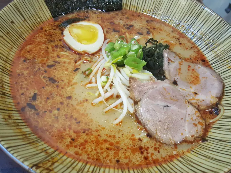 【食-新竹東區】十上食堂(蛋包亭更名) ★拉麵☆蛋包飯☆丼飯 ♣提供無限免費茶飲和味噌湯