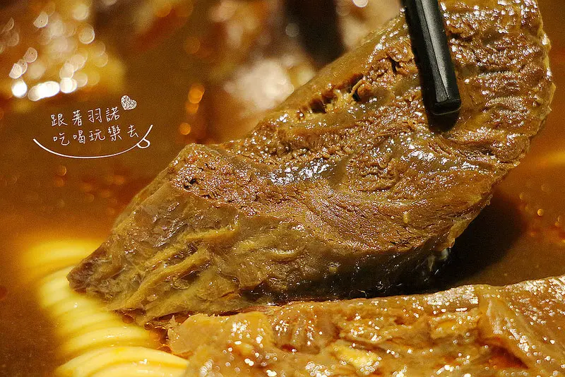 【羽諾食記】『五草車中華食館(忠孝店)』❤東區巷弄內五十多樣超精緻中式小吃❤捷運忠孝敦化站 中式料理推薦