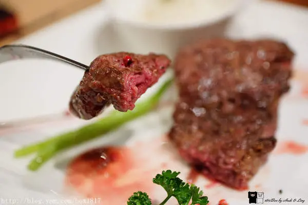 【桃園。龍潭】山景湖水岸。 芬芳靜謐的祕密花園。歐風庭園。異國料理